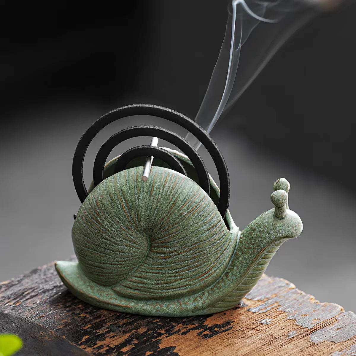 Export Custom Ceramic Snail Fireproof Mosquito Coil Holder Mosquito Coil Tray Ash Tray Portable Mosquito Coil Device Mosquito Coil Stand